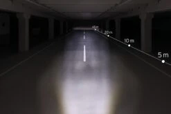 Bumm Ixon-Core Schwarz Mit Integriertem Lithium-Akku Und USB-Ladegerät -Fahrrad Zone 180Lc