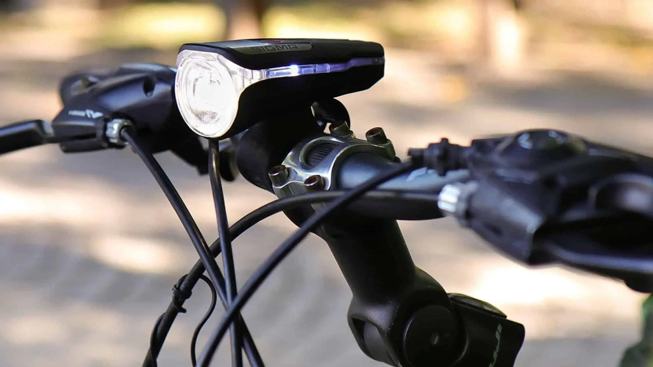 Fahrrad Zone -Fahrrad Zone fahrradbeleuchtung 17 e1601038497133 2240x1260 1